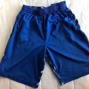 Nike boys athletic shorts size XL